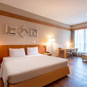 Superior King Room Mobility Accessible