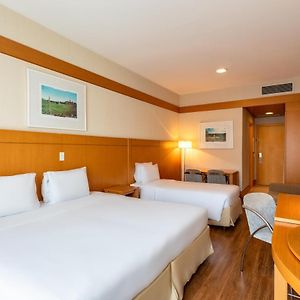 Superior 1 Queen 1 Twin Bed Non Smoking